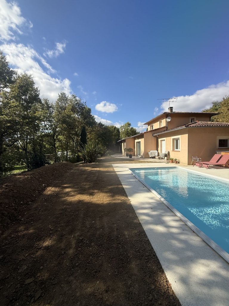 Réalisation 2GTP — aménagement extérieur