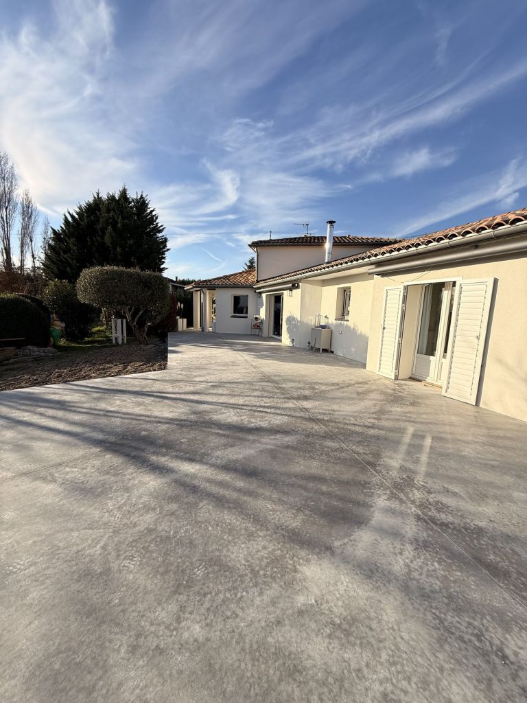 Réalisation 2GTP — aménagement extérieur
