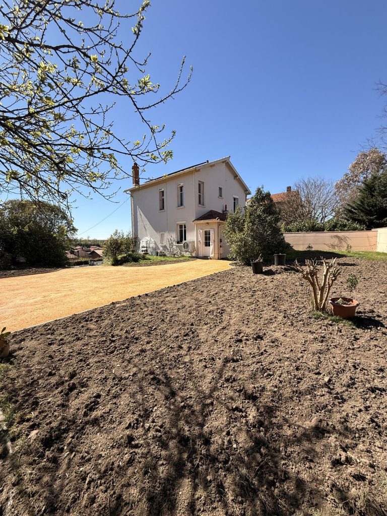 Réalisation 2GTP — aménagement extérieur